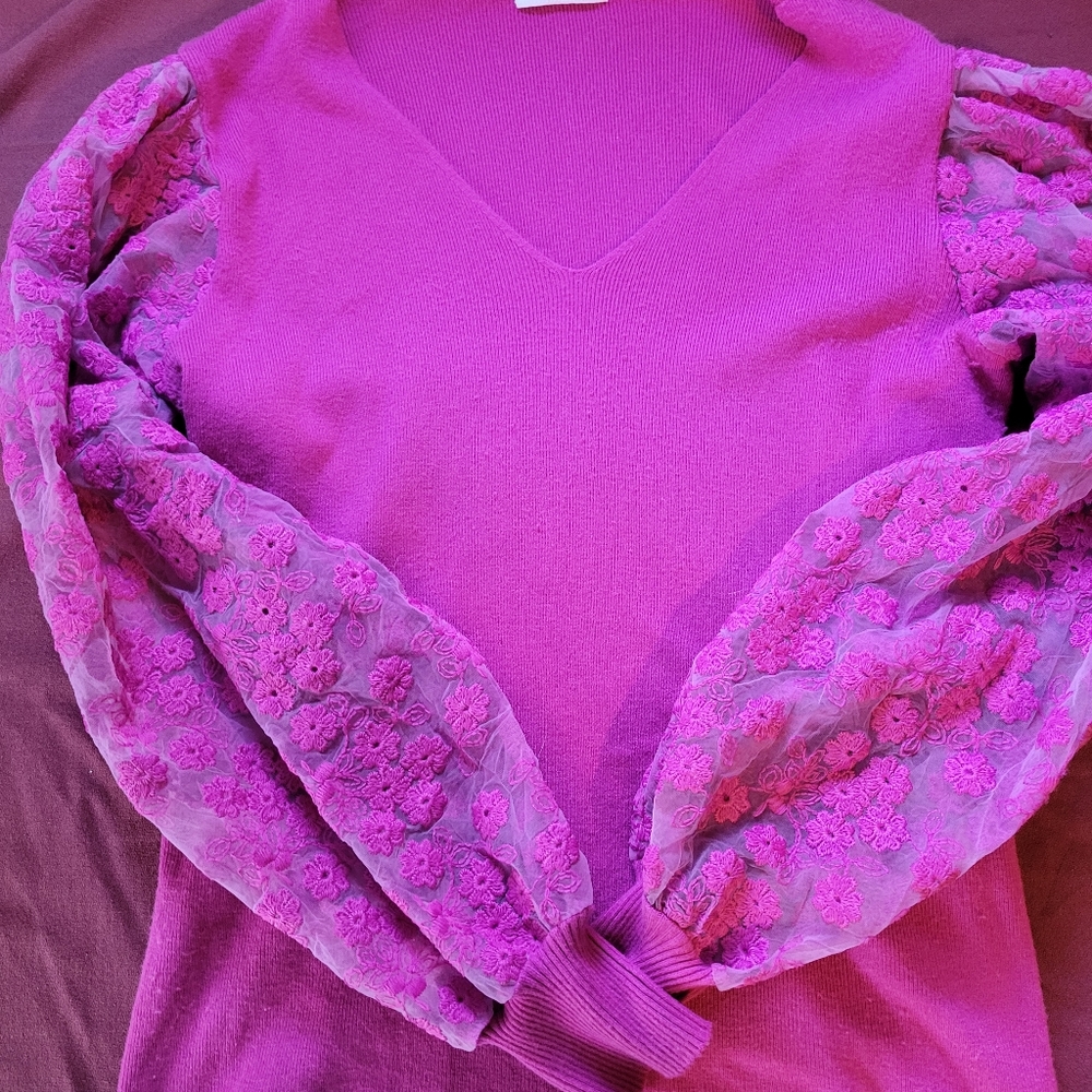 Poofy sleeved purple shirt